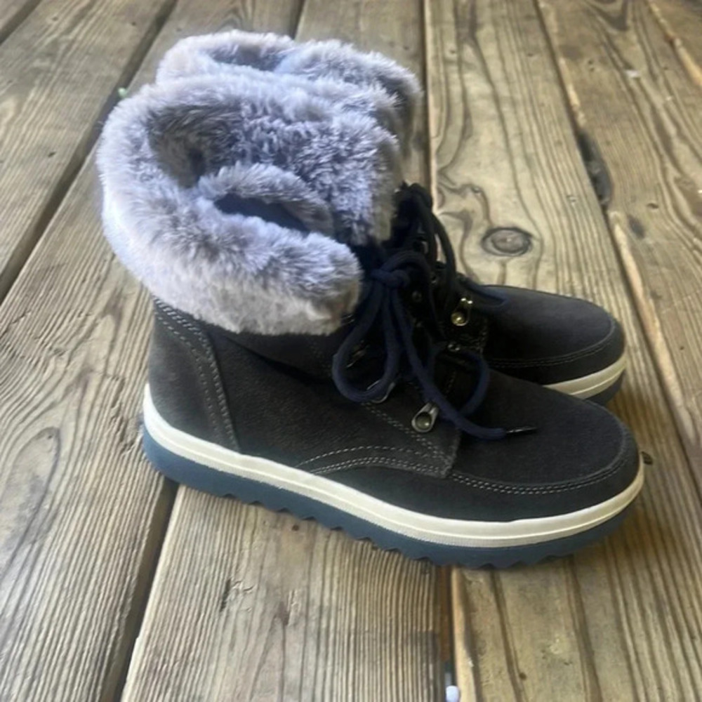Cougar gray suede boots size 7